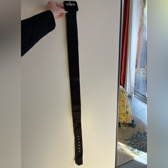 NWT, beautiful green satin retro gown - Picture 11 of 11